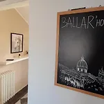 Terrace With View Attic In Old Town Ballarhome Apartman